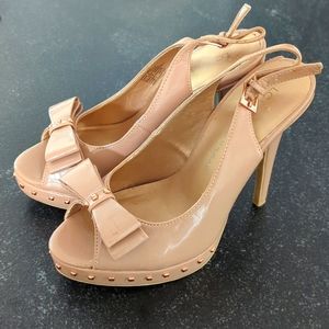 Nude Bow Heels